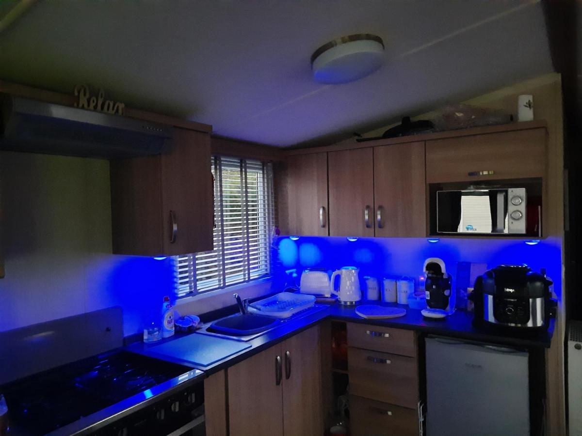 Haggerston Castle 3 Bedroom Deluxe Holiday Home Cheswick  外观 照片