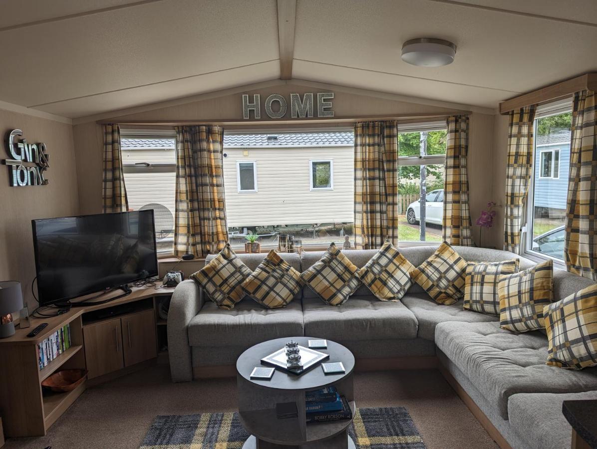 Haggerston Castle 3 Bedroom Deluxe Holiday Home Cheswick  外观 照片
