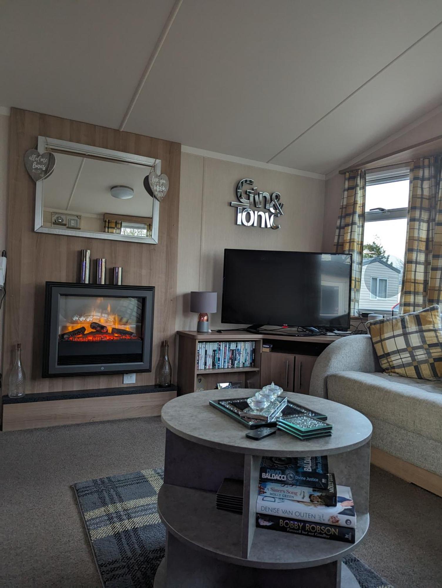 Haggerston Castle 3 Bedroom Deluxe Holiday Home Cheswick  外观 照片